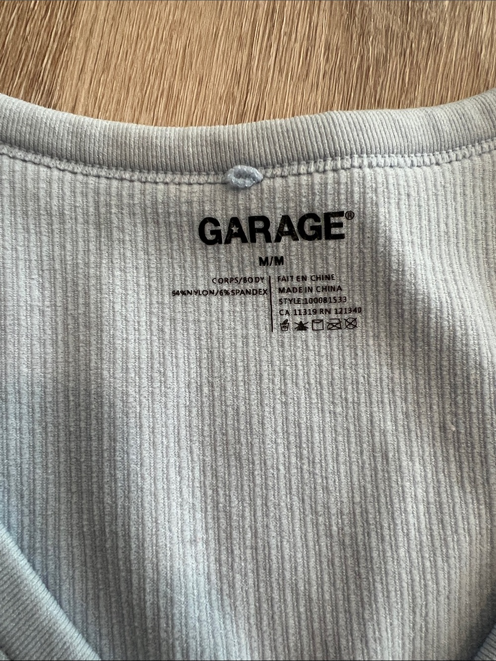 Cropped Tee🦋 - Picture 2 of 3